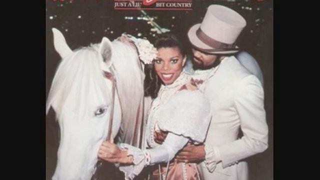 ★ Millie Jackson ★ Pick Me Up On Your Way Down ★ [1981] ★ "Just A Lil´Bit Country" ★ смотреть онлайн