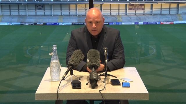 PRESS CONFERENCE: Jim Bentley Faces The Media смотреть онлайн