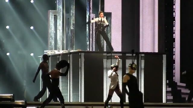 Мадонна в Киеве Концерт 4 августа 2012 Madonna Live In Kiev MDNA Tour