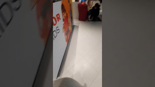 4 часть обзор на новый торговый центр в Юрмале смотреть онлайн