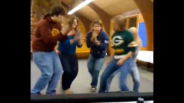 Grease Megamix Impromptu Dance смотреть онлайн
