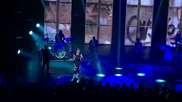 ADAM LAMBERT "Whataya Want From Me" Foxwoods Casino 2/26/16 смотреть онлайн