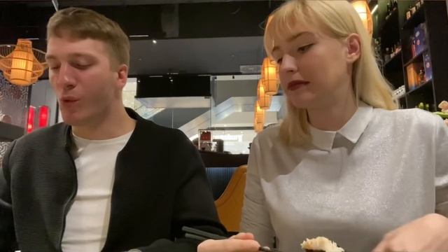 PRVI PUT JEDEMO SUSHI! смотреть онлайн