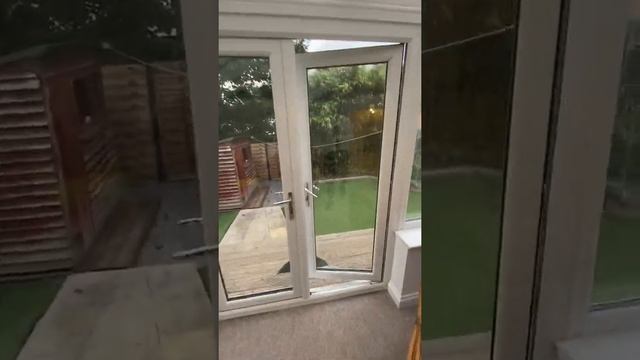 STUNNING FIVE BEDROOM STUDENT HOUSE IN MAXWELL ROAD REF: 0122 смотреть онлайн