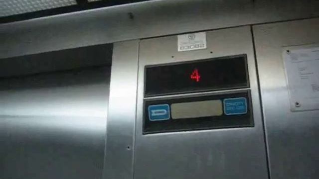 Dover HIGHdraulic Elevator @ the Quality INN Suites Parking Garage in Etobicoke ON смотреть онлайн