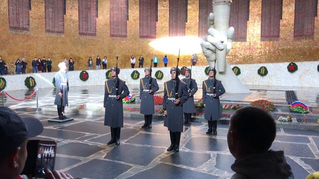 Мамаев курган. Смена караула. смотреть онлайн