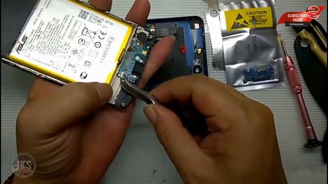 Asus Zenfone 4 MAX not charging solution || JKS opreker handphone смотреть онлайн