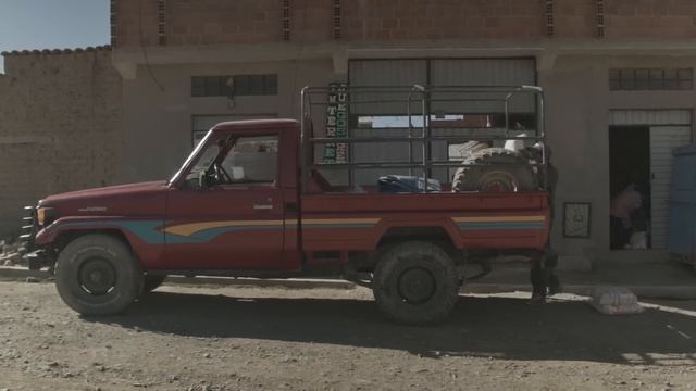 【新型】世界であらゆる伝説を作ってきたランドクルーザー70がついに再再販！「生涯の相棒」編toyota land cruiser brand смотреть онлайн