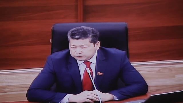 Кызыл-Кыя Көмүр ишканасы айыл өкмөт жерин кантип менчиктештирип алды? Комиссия түзүлсүн. смотреть онлайн