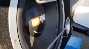 Jbl 1000 watts subwoofer