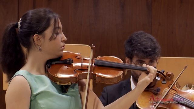 A+música.com:Tchaikovsky"Meditación OP.42 núm.1".Paula Sastre (violín) смотреть онлайн