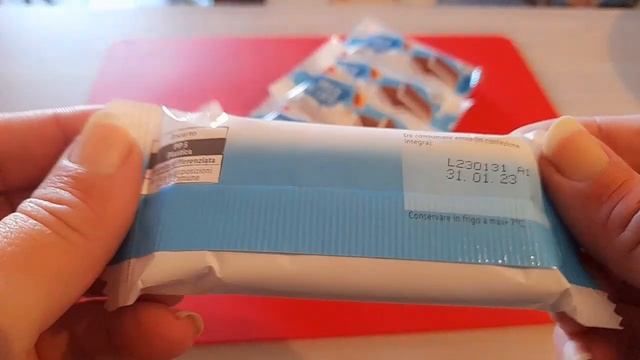 Lidl: Snack al latte Milbona, versione discount di Kinder fetta al latte Ferrero. Buonissimi! смотреть онлайн
