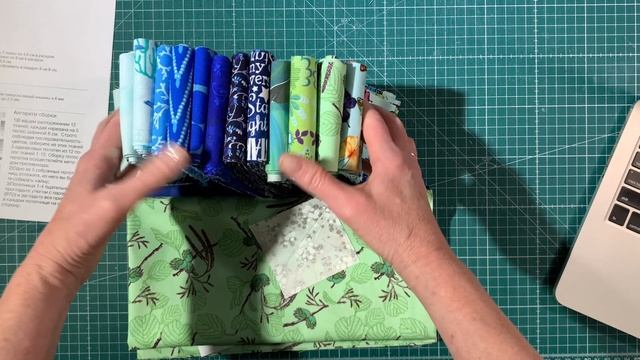 Одеяло в технике «Вокруг Света», дизайн «Петергоф» https://quiltlada.getcourse.ru/Komnata-Nabori смотреть онлайн