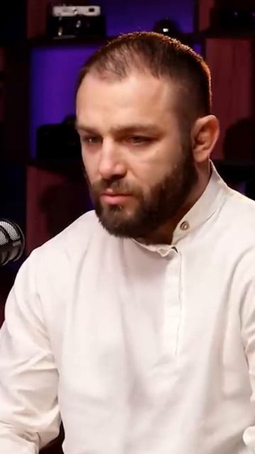 МИГРАНТ ПРЕСЛЕДОВАЛ МОЮ МАМУ #дивнич #мигрант #русские #снамибог #рекомендации #важное #россия смотреть онлайн