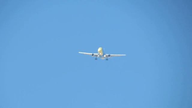 Emergency Landing AeroSvit Airlines VV238 Airbus A320-212 UR-DAI смотреть онлайн