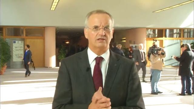 Europa Dichtbij - European Values Study - Lambert van Nistelrooij смотреть онлайн