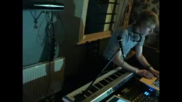 Weeva Lancaster Gig смотреть онлайн