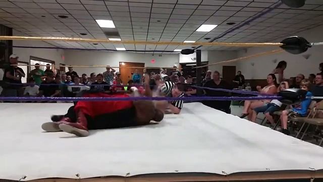 Damon Knight Vs Man Beast RWA 7/30/16 смотреть онлайн