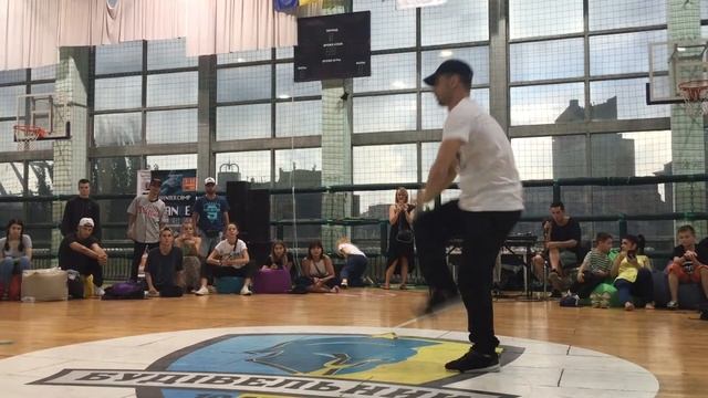 ATMOSPHERE BATTLE | MAXIMUS VS PRISTASH | 1/2 FINAL HIP HOP смотреть онлайн