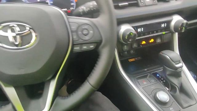 NEW TOYOTA RAF 4 смотреть онлайн