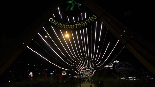 EP2-VIETNAM TRAVEL | SAPA-Stay and Vibrant Night Life of SAPA Town | Indian Girl in Vietnam смотреть онлайн