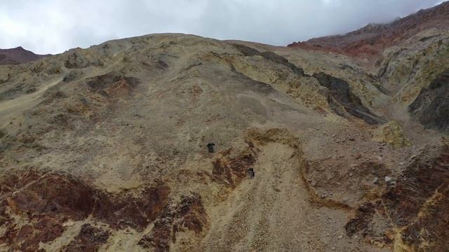 Rescate Dron de Magnetometria Para Exploración смотреть онлайн