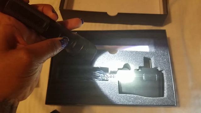 500 Lumen 3 mode rechargeable flashlight смотреть онлайн
