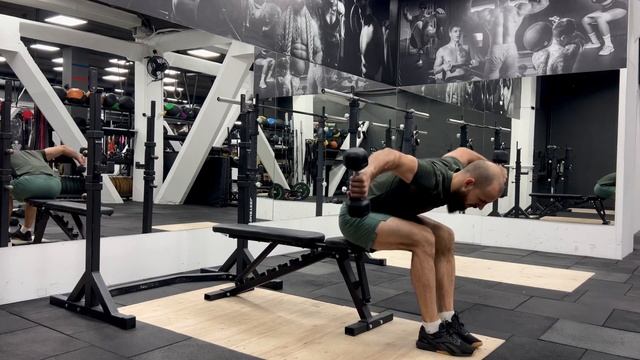 Махи сидя в наклоне смотреть онлайн