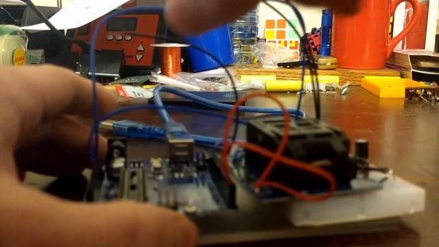 How to burn the Arduino bootloader and upload sketches to a new Atmega 328P-AU смотреть онлайн