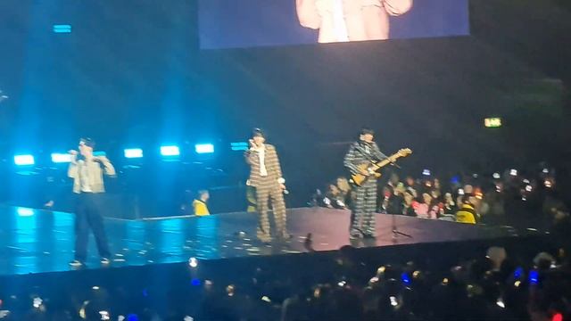 081123 Henry Moodie/Jannabi Korea On Stage in London - Hey Jude Cover смотреть онлайн