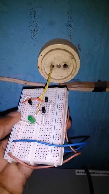detector de campo eletromagnético смотреть онлайн