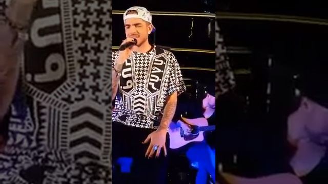 Adam Lambert - Rumors (acoustic) Melbourne 05/02/16 iHeartRadio LIVE смотреть онлайн