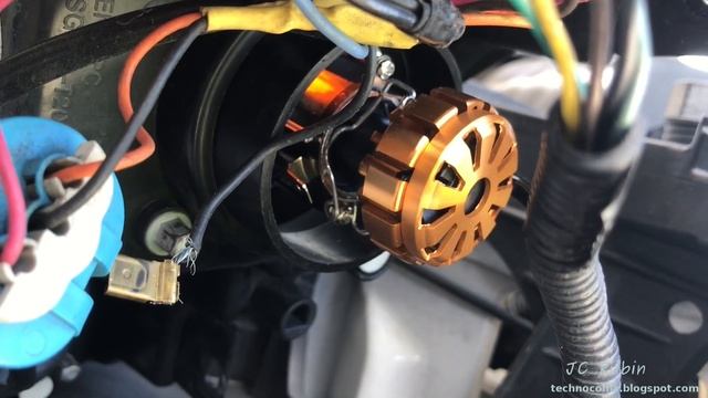 Halogen H1 to LED conversion with the Auxbeam LED Headlight Kit смотреть онлайн