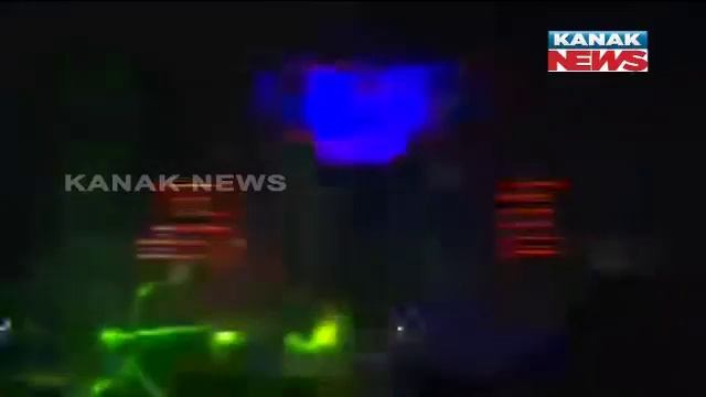 Laser Show Organised By Delhi Government At Central Park On Occasion Of Diwali Festival смотреть онлайн