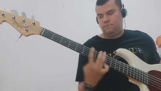 Lábios Divididos | Bass cover - Maxwel Andrade смотреть онлайн