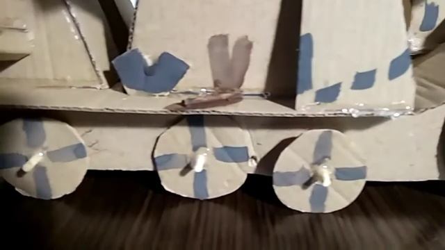 бос гладиаторских боев из картона смотреть онлайн