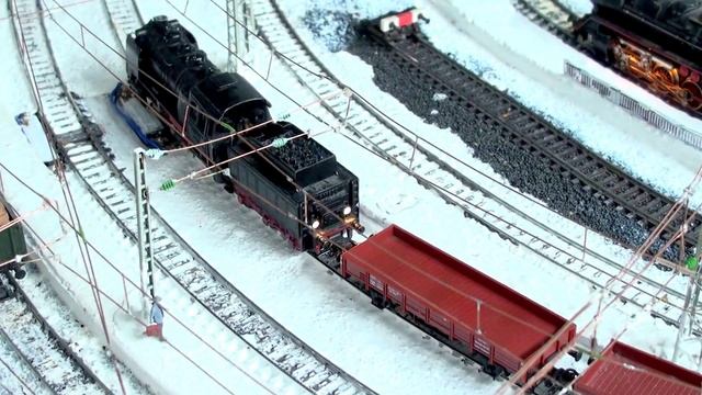DB BR 24 with sound, DB BR 81,Märklin Modeleeisenbahn Anlage, Marklin model train layout смотреть онлайн
