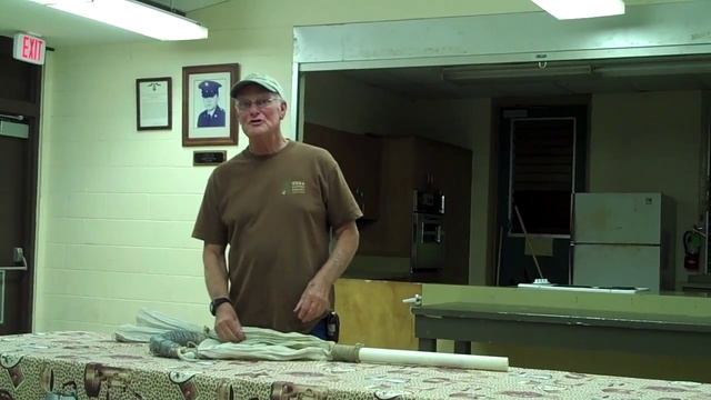 Bob Smith's Shoulder-Bag Fertilizer Spreader смотреть онлайн