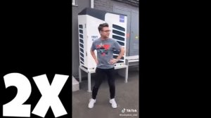 КОБЯКОВ ТАНЦУЕТ Трудный Возраст УСКОРЕНИЕ ТАНЦА В 16x   КОБЯКОВ ТАНЕЦ   Пуська Лучшие Моменты