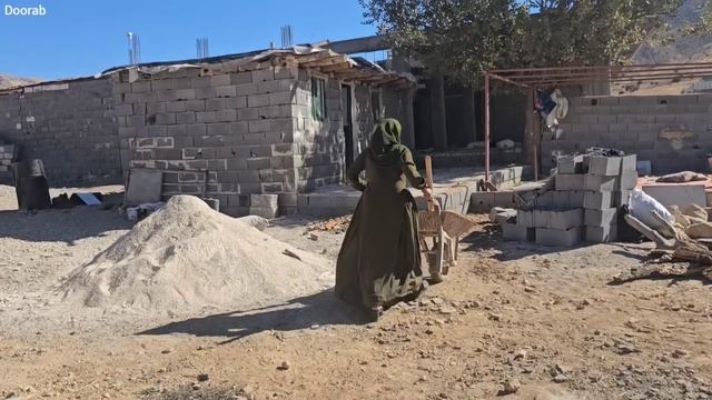 ✨ Nomadic Life: A Woman Builds a Chicken House & Faces Conflict with Her Husband ❤️🌍 смотреть онлайн
