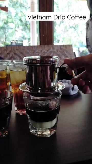 kopi arabika disandingkan dengan vietnem drip| pas disriput wah nikmatnya смотреть онлайн