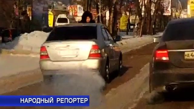 Народный репортёр: опасная поездка на капоте смотреть онлайн