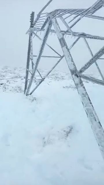 TORRES DE ALTA TENSIÓN CAÍDAS EN ZONA SIERRA ROSADA 1 смотреть онлайн