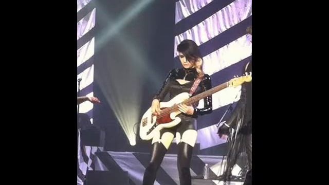 Adam Lambert and GlamBand We Are Glamily Tour (Welcome to Russia) смотреть онлайн