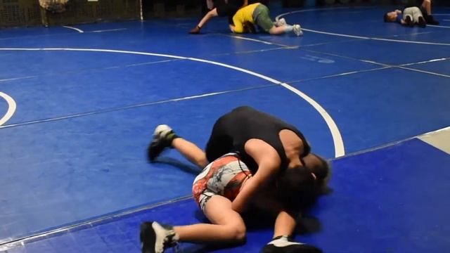 The Lightest Wrestling Weigh-In SInglet смотреть онлайн