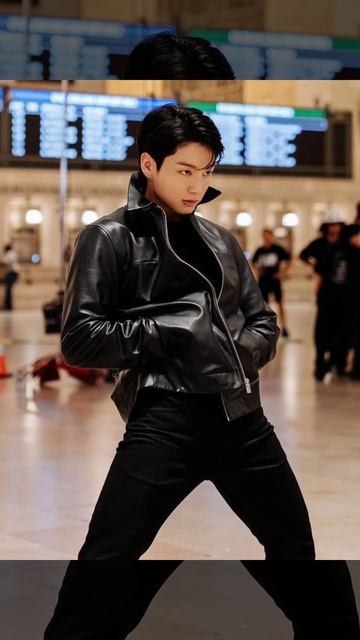 Чон Чонгук и "Calvin Klein" смотреть онлайн