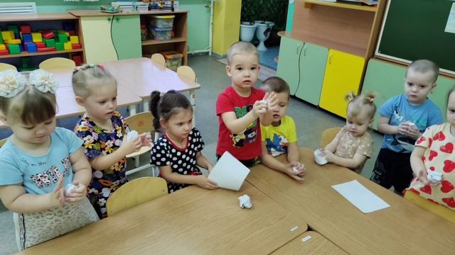 Играем в снежки смотреть онлайн