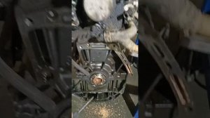 Рено Меган в последствие  износа двух массового маховика.И чем же она печально.#маховик #двигатель