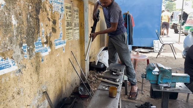 Complete process of repairing front fork oil seal of pulsar 180 смотреть онлайн