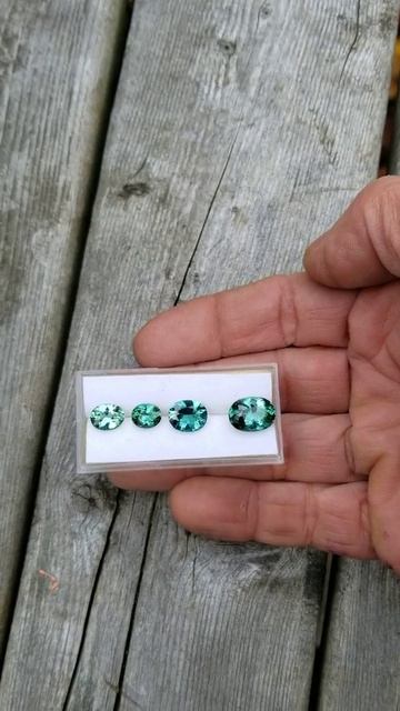 Paraiba type color tourmaline from Mozambique смотреть онлайн
